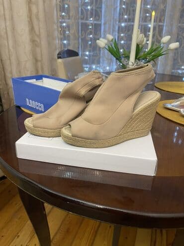 кросовки: Məhsul: Qadın idman ayaqqabısı - Brend detallı dizayn: üst hissədə — 4