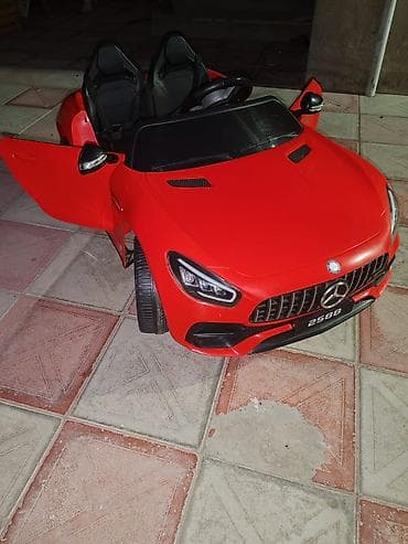 Uşaq üçün elektrikli maşın – ikioturacaqlı, idman üslublu model