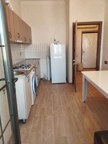 yeni suraxani kiraye evler: Nərimanov rayonu,Tefekkür universiteti yaxınlığı,Truimp palace də,16 — 7