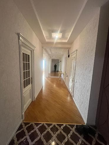 студия квартира: Satılır: geniş və zövqlə dizayn edilmiş 3 otaqlı mənzil (studia tipli — 6