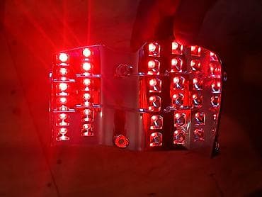 arxa panel: LED, Toyota — 1