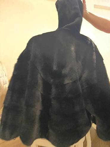 Şuba satılır qara brulyant İlk ay önce alınıb.2300 alınıb 1300satılır