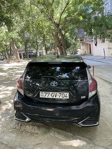 led isiqlar: Toyota Aqua: 1.5 l | 2015 il Hetçbek — 5