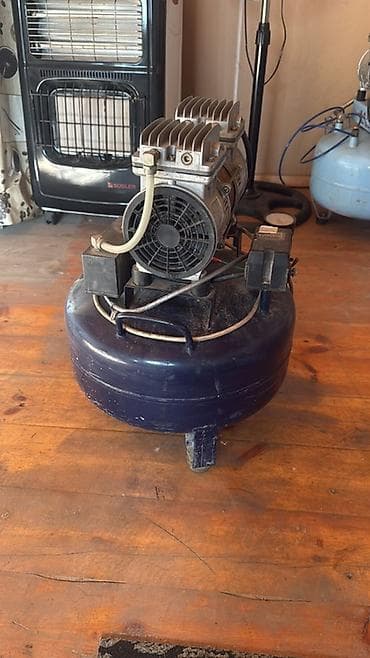 yardimli sekilleri: Portativ hava kompressoru - Elektriklə işləyən, iki silindrli başlıq — 2