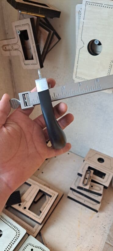 rezak satilir: Dəri işləri üçün avadanlıq və alətlər satılır. yeni biznes qurmaq üçün — 23