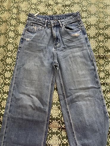 Baş geyimləri: Boz kofta ve qirmizi 3 azn digerleri 5 azn
Salvar 27 razmer 5 azn — 8