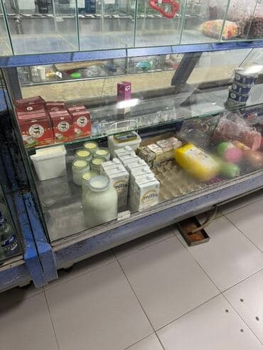 market vitrinləri işlənmiş: Soyuducu vitrin – ət və süd məhsulları üçün - Tip: Üfüqi, sərgiləmə — 5