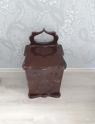 Dekorativ kiçik şkaf satılır real alıcılar əlaqə saxlaya bilər lalafo.az -da Dekorativ kiçik şkaf satılır real alıcılar əlaqə saxlaya bilər