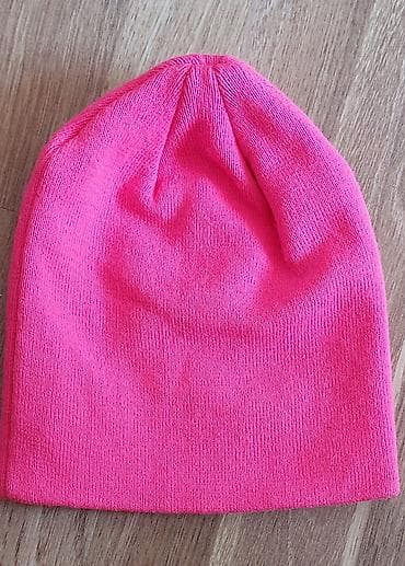 tüklü papaqlar: Papaqlar hər biri 5 manat — 2