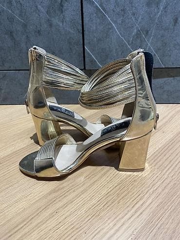 Qızılı qadın sandal – Tacco - rengi parlaq qizili; 1 defe istifade — 3