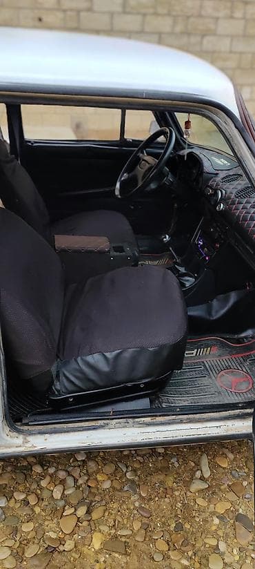 fiat doblo 2002: VAZ (LADA) 2106: 1.6 l | 1982 il 268856 km Sedan — 5