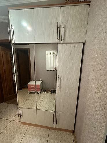 İşlənmiş, 4 qapılı, Güzgülü, Ağ, Açılan, Düz dolab — 1
