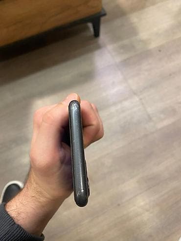 TV və video: IPhone 11, Qara, Face ID — 5