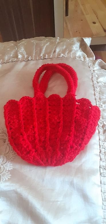 martin leon parfum: Balıqqilağı formasında qırmızı rəngdə toxunma çanta ƏL İŞİ — 2