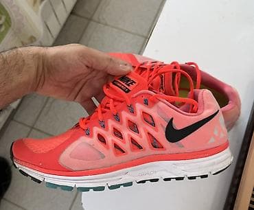 Krasofkalar və idman ayaqqabıları: Nike Air Zoom Vomero 9 qaçış krosovkaları - Model: Nike Air Zoom — 4