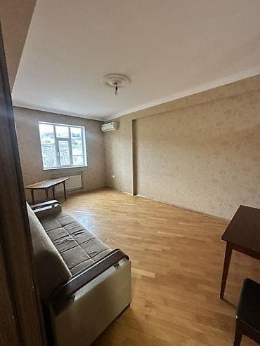 kiraye heyet: Kirayə mənzil – 2 otaqlı, ayrı mətbəxli Planlaşdırma: - Geniş dəhliz — 4