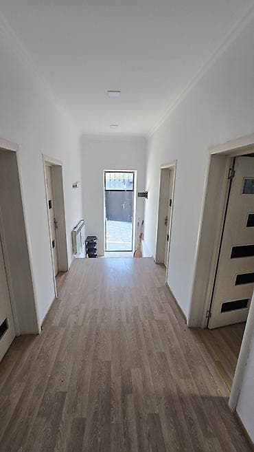 Daşınmaz əmlak: Binə 3 otaqlı, 2 kv. m, Kredit yoxdur, Orta təmir — 6