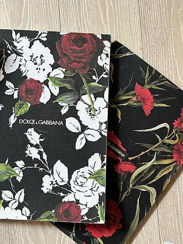 Moda kitabları. Qiymət hamısı üçün qeyd olunub. Ayrılıqda da satılır — 1