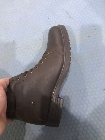 botinka 43: Botinka keyfiyyetdi mehsuldur 129 m 50 manata dusub 43 razmerdi! — 1