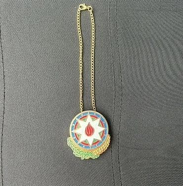 Boyunbağılar: Boyunbağı — 1