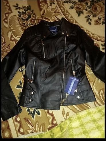 jaket turkce: Qadınlar üçün dəri görünümlü qara biker gödəkçə – CORDINA - Rəng — 1
