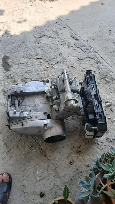 sinler ve diskler type 1: Su motosikleti mühərriki və radiator komplekti - Tip: 2 silindrli, su — 4