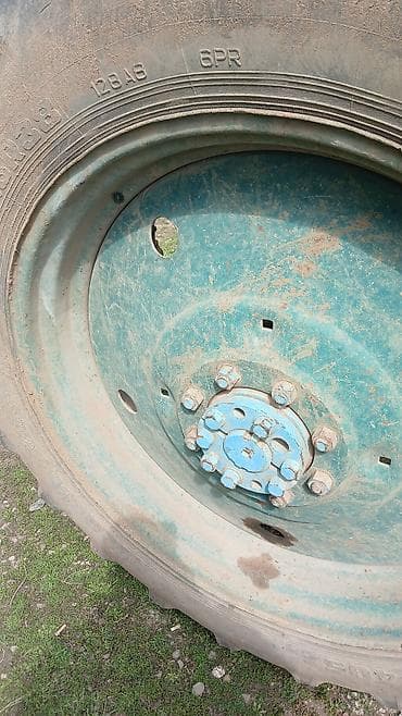 pajero diski: Traktor arxa təkəri və diski - Ölç13-38 (şinin üzərində qeyd var) - — 3