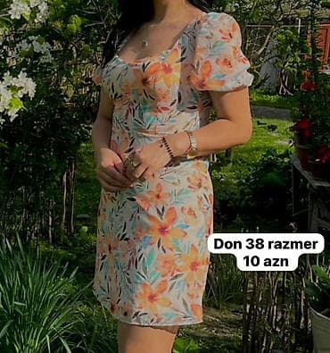 kombinezon satisi: Qadın geyimləri – ölçü M - Ağ zolaqlı iki hissəli dəst: düyməli — 9