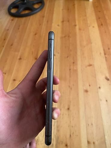 2 əl iphone: IPhone 11, 64 GB, Qara, Face ID — 7