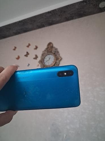 kreditlə telfon: Məhsul: Android smartfon Xüsusiyyətlər: - Rəng: mavi korpus - Ekran — 4