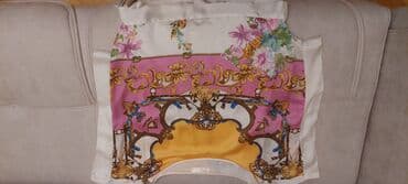 İdman geyimləri: Zərif qadın bluzası - Model: qısaqol, sərbəst kəsim - Parça — 1