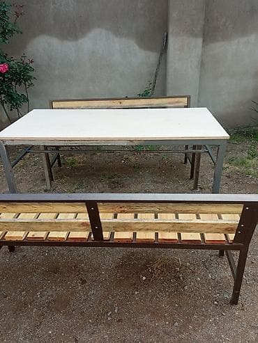 ev esyalari aliram: Bag uçun .uzunlugu 1,5 m.qalın prafilnən yıgılıb.Qiymıti 280 m — 3