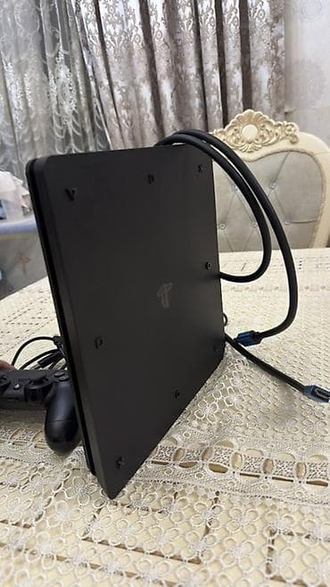 macbook çanta: PlayStation 4 Slim 1TB bucür Ps az taparsiz.Hər bir kabeli orijinal — 4