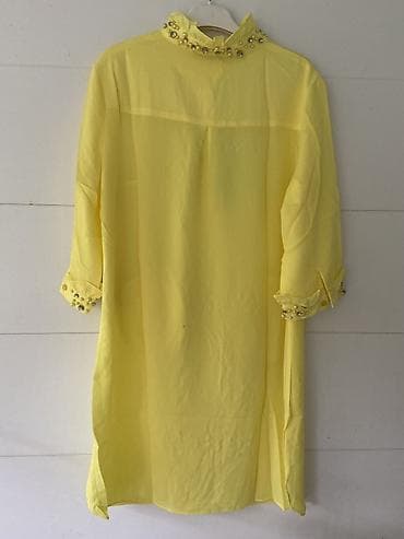 Женская одежда: Brend: Lifeline Model: Sarı tunika/uzun köynək Ölçü: 48 (birjalarda — 2