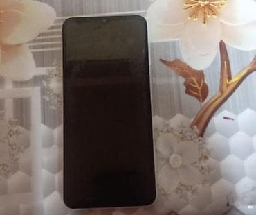 telefon j1: Smartfon Xüsusiyyətlər: - Tam ekran dizayn, damla formalı ön kamera — 1