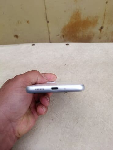 panel radyatör: Samsung Galaxy A33, 128 ГБ, цвет - Белый, Две SIM карты — 4