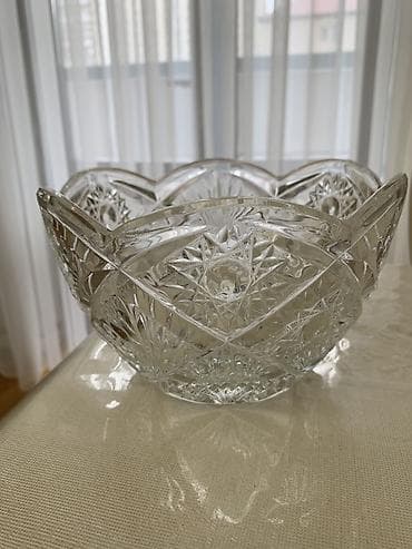 boynu gulu: Vaza dəsti, Xrustal — 4