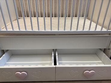 uşağ mebeli: Qız üçün, İşlənmiş, Dördbucaq, Beşik, Dəstsiz, Matras ilə, Yellənmə mexanizm ilə — 5