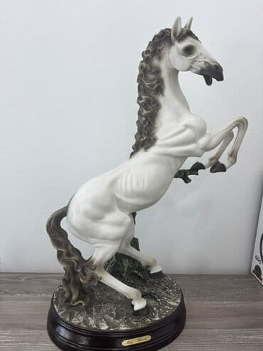 fiqurlar alcipan: Fiqur, rəng - Ağ — 1