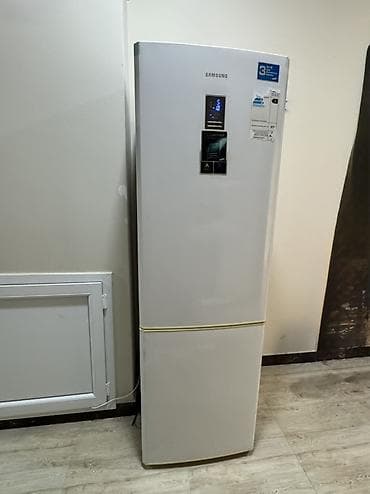 kondisioner teze: İşlənmiş 2 qapılı Samsung Soyuducu Satılır, rəng - Ağ, Təkərli — 3