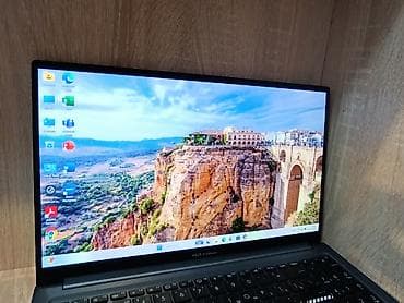Asus VivoBook X1503ZA — 10