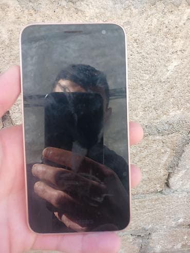 ayfon 4: Samsung Galaxy J2 Core, 8 GB, rəng - Qızılı, İki sim kartlı — 2