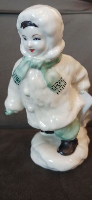 su çəni 2 ton: Vaza dəsti, Farfor — 26