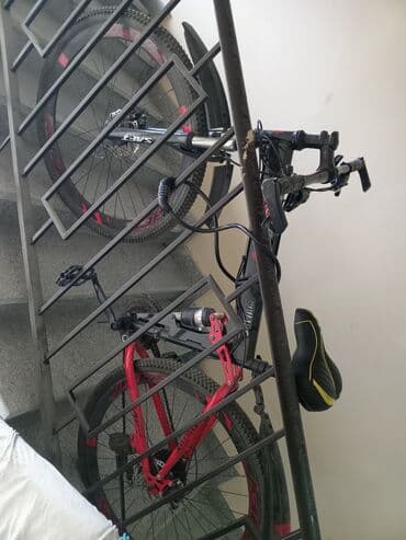 qiz ucun velosiped qiymeti: Salam demek olar ki tezedi. Arxa kameri desilib 6m xerci var. 450m — 2