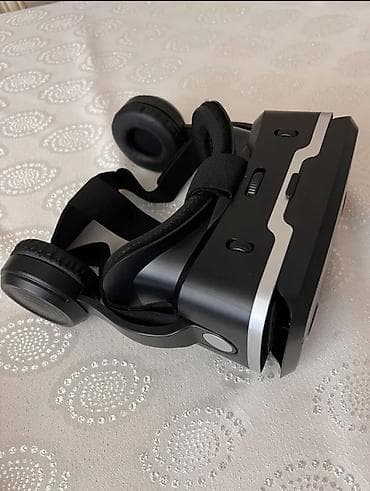 Eynəklər: VR SHINECON SC-G15E virtual reallıq eynəyi Xüsusiyyətlər: - 3D stereo — 2