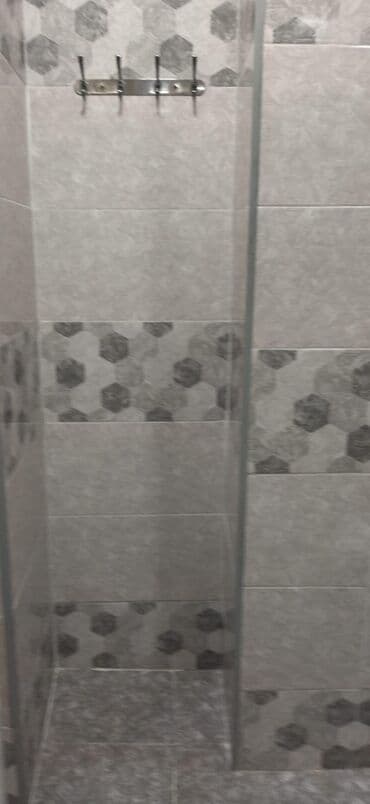 шкаф купе угловой в спальню: 3 qapılı güzgülü şkaf - Rəng: krem/bej tonları, dekorativ qızılı — 14