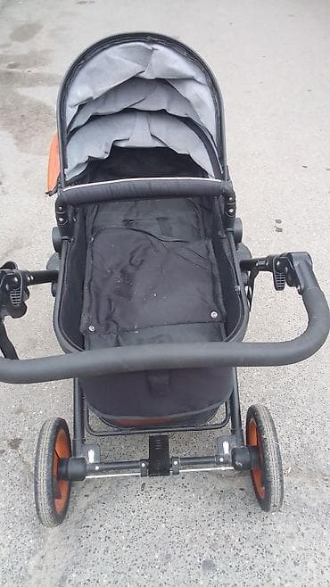 mutsy igo universal arabalar: Çıxarıla bilən beşikli araba — 1