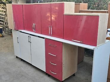 metbex mebli: Metbex mebeli satilir . Olcu 2 .50 sm ustunde moyka verilir. Qiymeti — 1