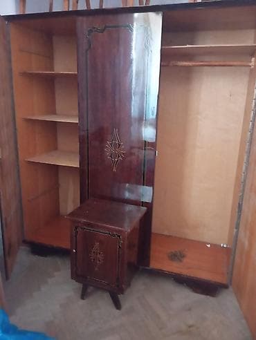 paltar iskafi: 3 qapılı, Qəhvəyi, Taxta, Açılan, Düz dolab — 2