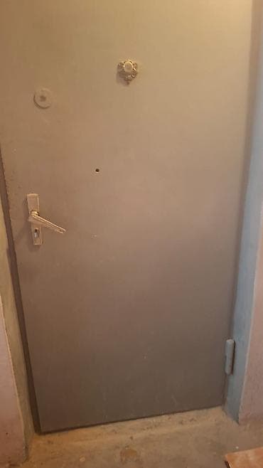 Для квартиры Б/у Входная дверь С рамой, Без гарантии, Самовывоз